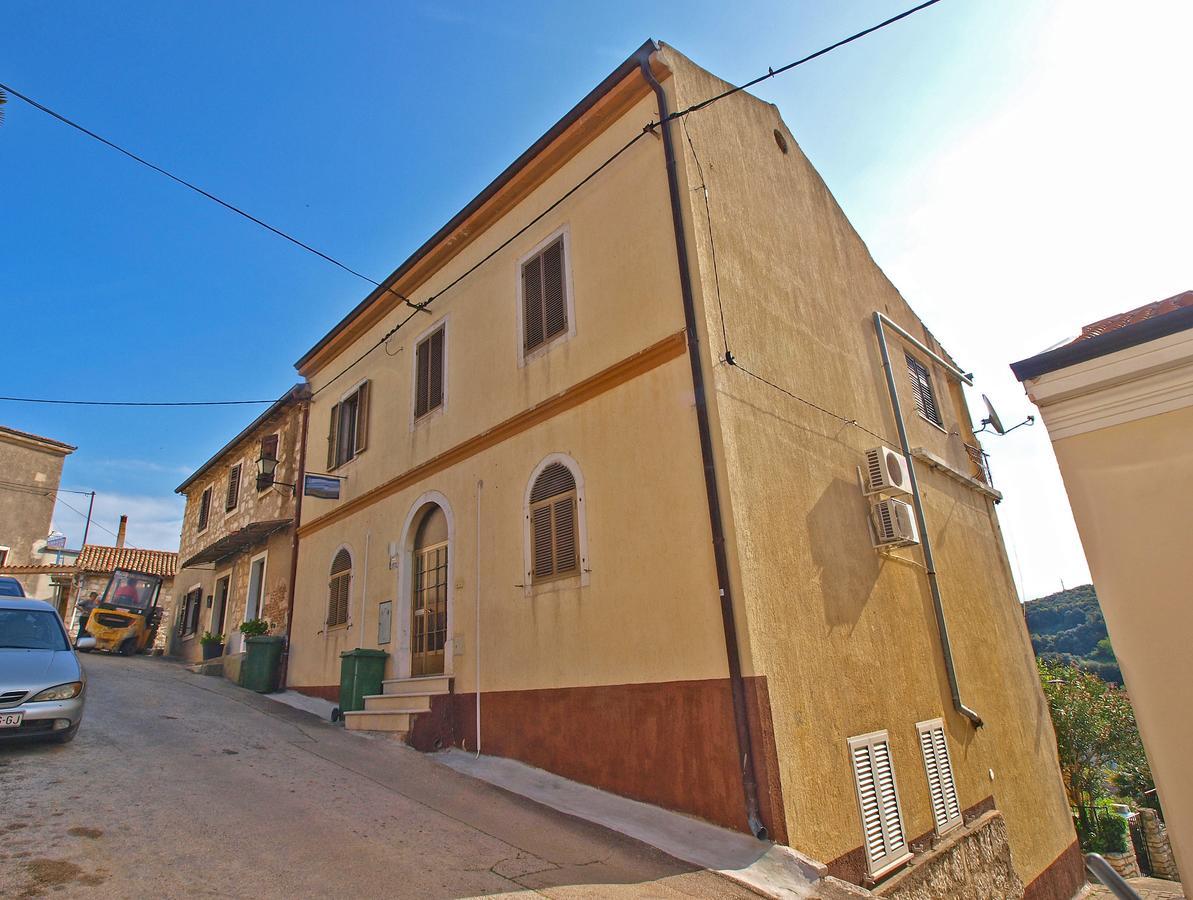 Apartments Danica 271 Vrsar Bagian luar foto